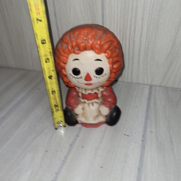 Vintage 1973 Ceramic Raggedy Ann Coin Bank Figurine Missing Plug - Picture 4 of 5